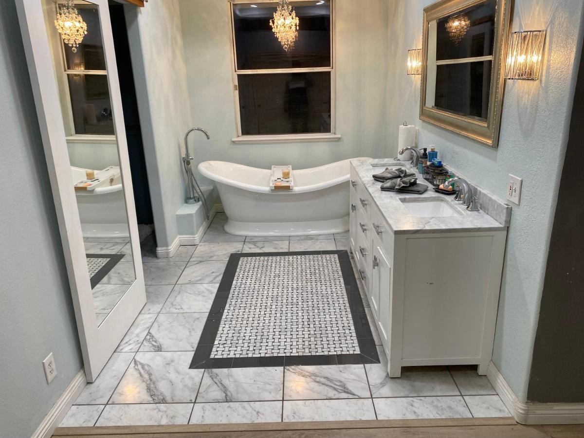 Beautiful Peaceful Desirable Home In Madera Rancho Екстериор снимка